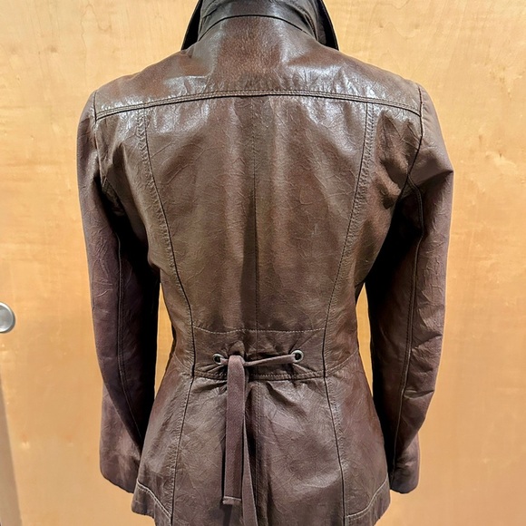 Danier Brown Leather Jacket with Zipper Closure (XXS) - Picture 2 of 10